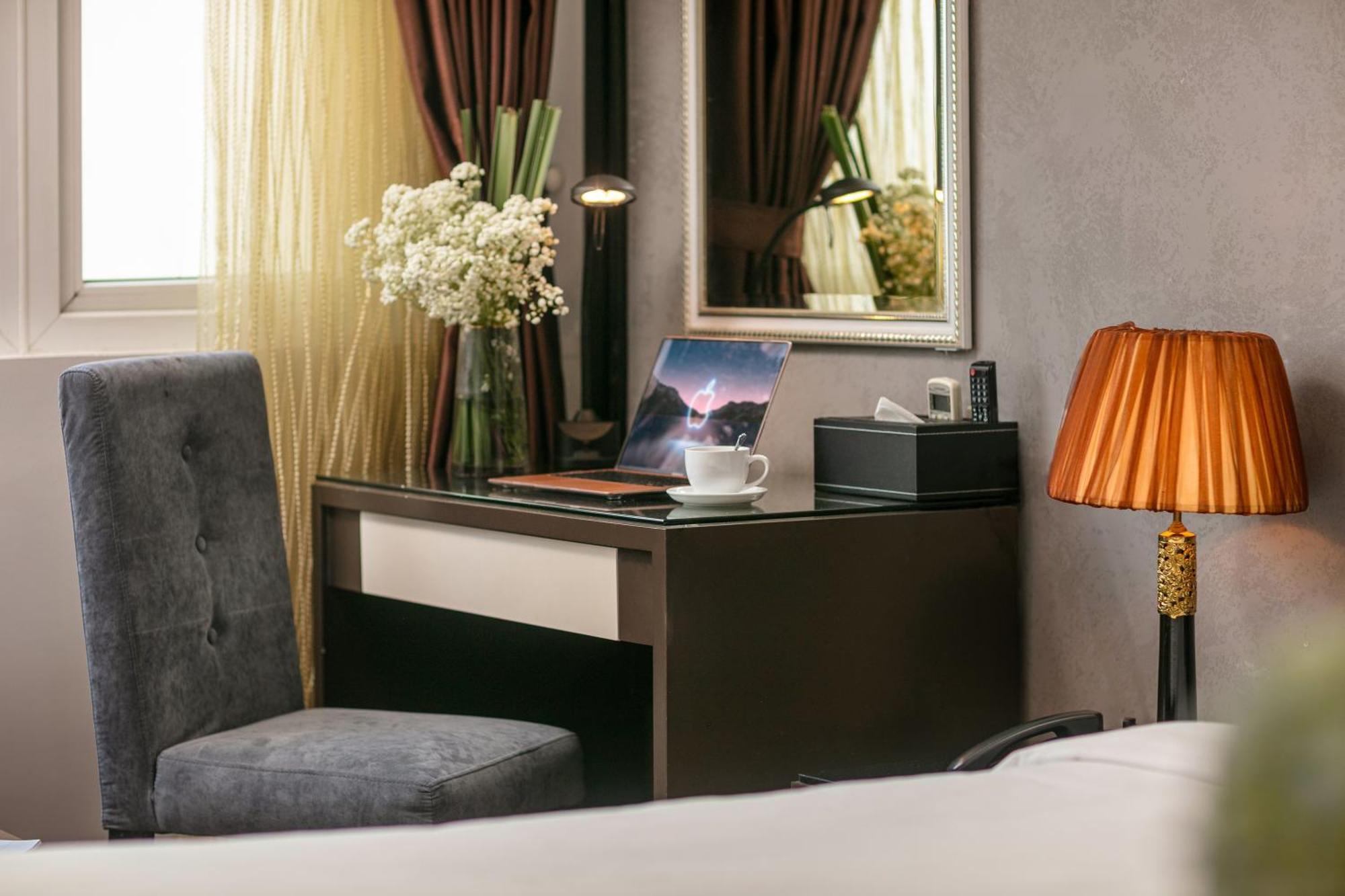 Hanoi La Palm Premier Hotel & Spa Exteriör bild
